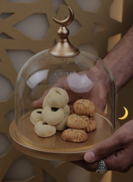 مضيفة ارضية لون ذهبي غطاء زجاج شفاف ZUMMOROD-8